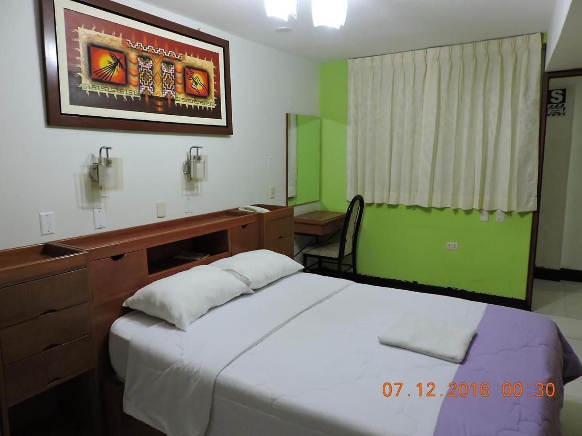 Hotel Bayovar Piura Bagian luar foto